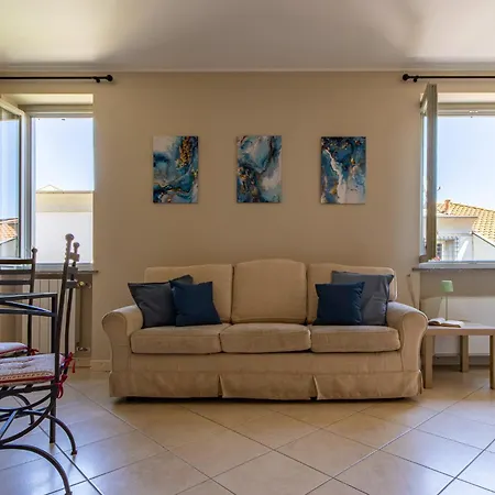 Apartman Cuz's House - Center - Free Wi-fi - By Guestaly Arona