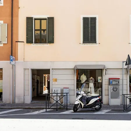 Apartman Cuz's House - Center - Free Wi-fi - By Guestaly